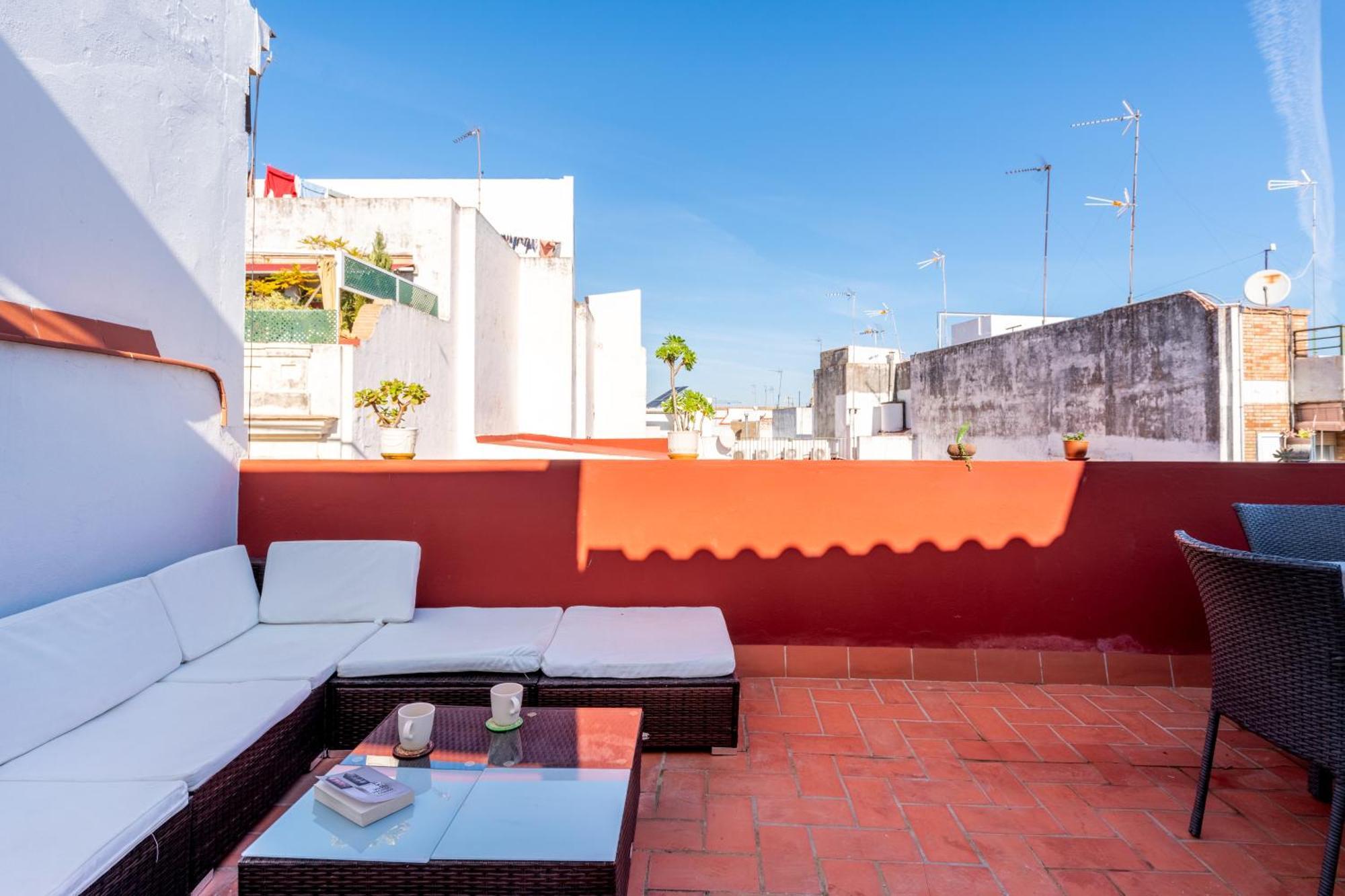 Holi-Rent Penthouse Penuelas セビリア エクステリア 写真